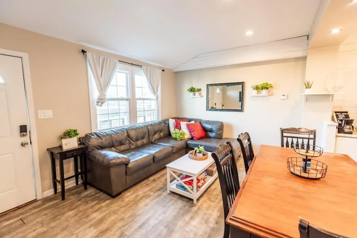 Σπίτι διακοπών 7 Min Drive To Broadway- Walkable Neighborhood Βίλα Νάσβιλ