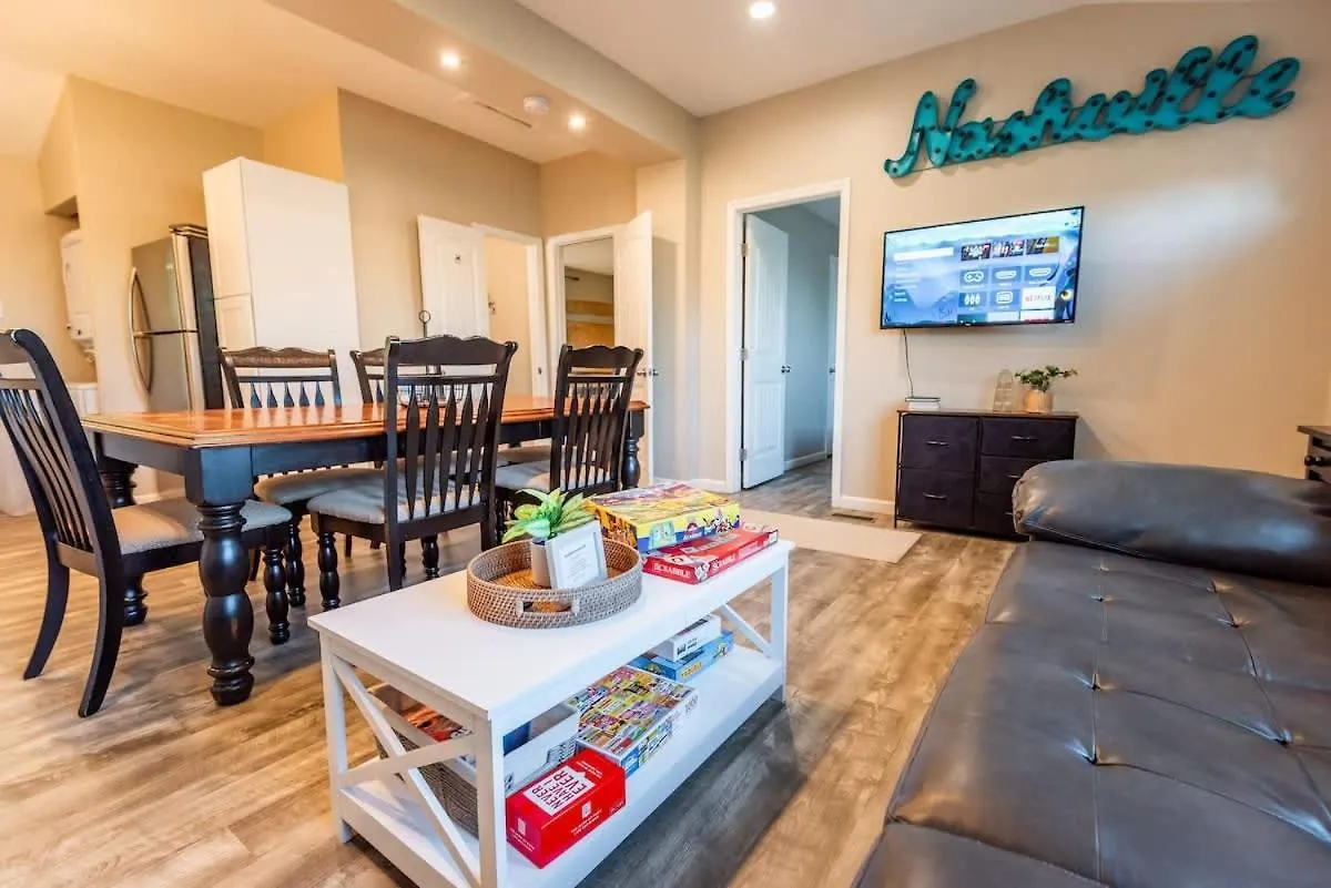 Σπίτι διακοπών 7 Min Drive To Broadway- Walkable Neighborhood Βίλα Νάσβιλ